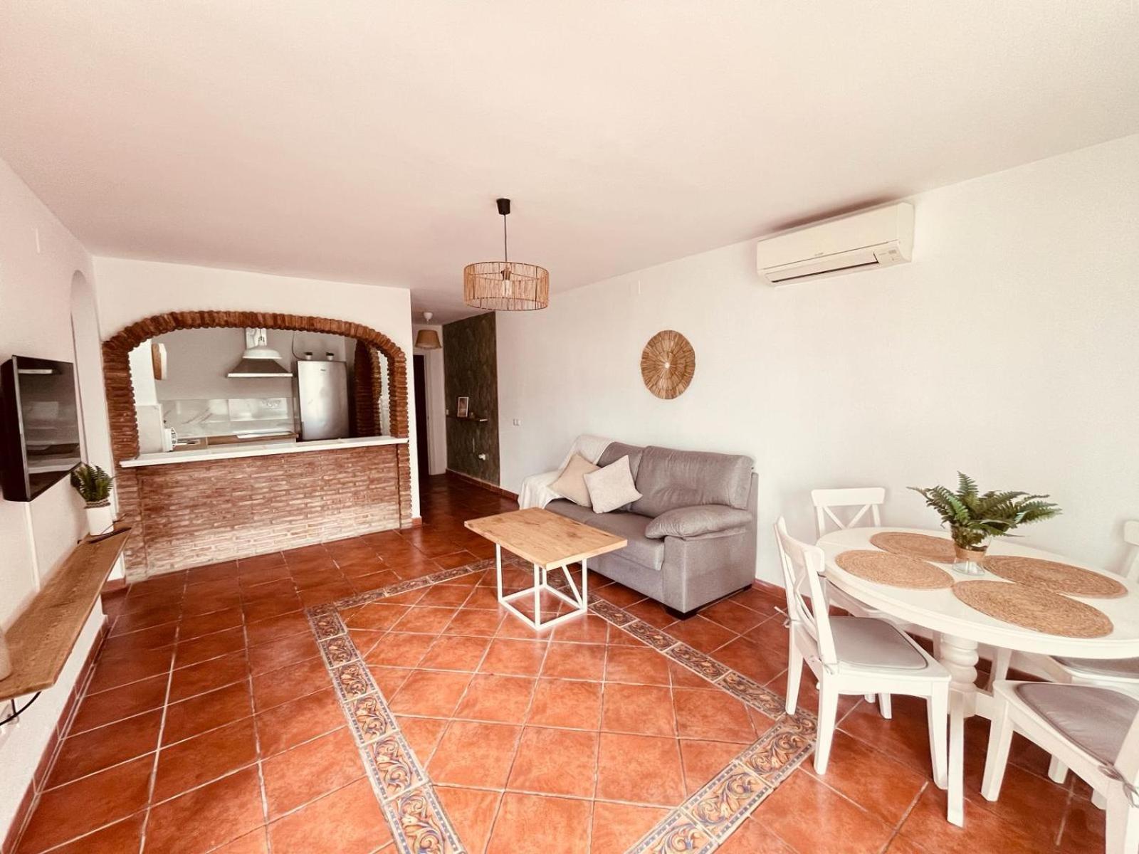Apartamento Pueblo Evita Apartment Benalmadena Luaran gambar